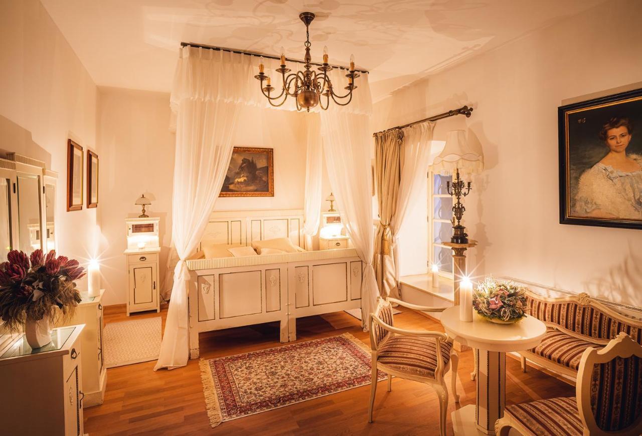 Chateau Rychvald Hotel Kültér fotó