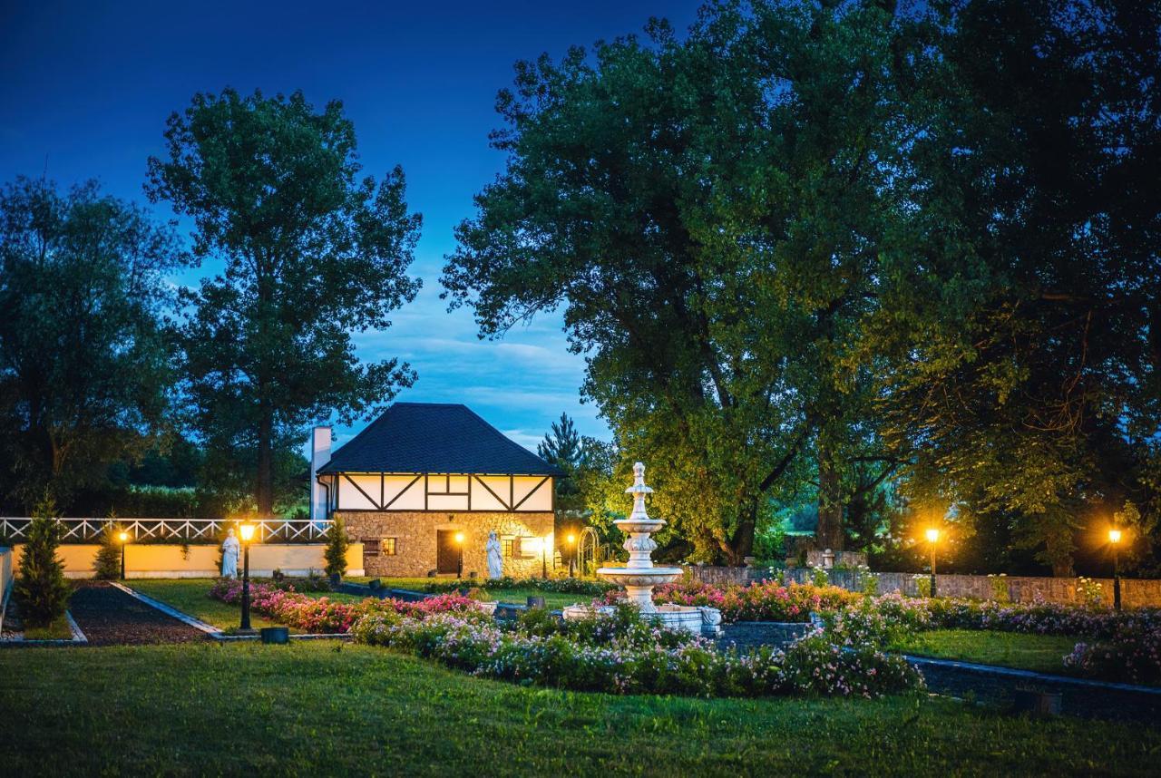 Chateau Rychvald Hotel Kültér fotó